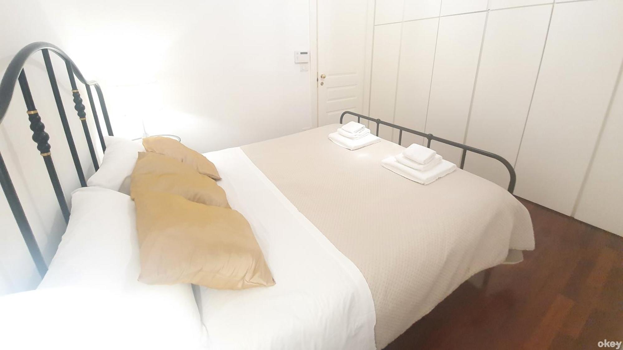 Dimora Alighieri - Bari Centro Apartment Luaran gambar