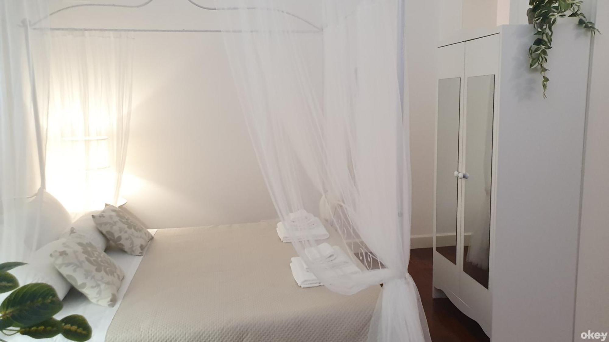 Dimora Alighieri - Bari Centro Apartment Luaran gambar