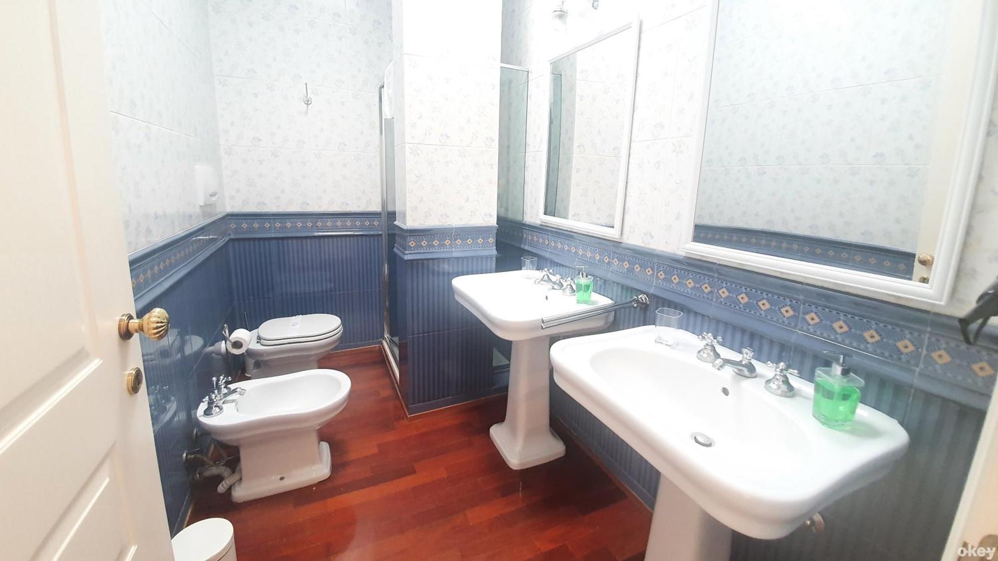 Dimora Alighieri - Bari Centro Apartment Luaran gambar