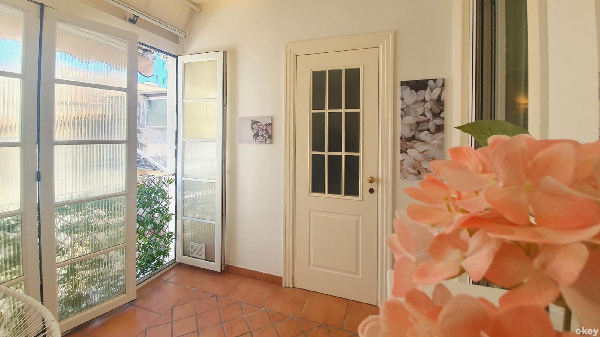 Dimora Alighieri - Bari Centro Apartment Luaran gambar