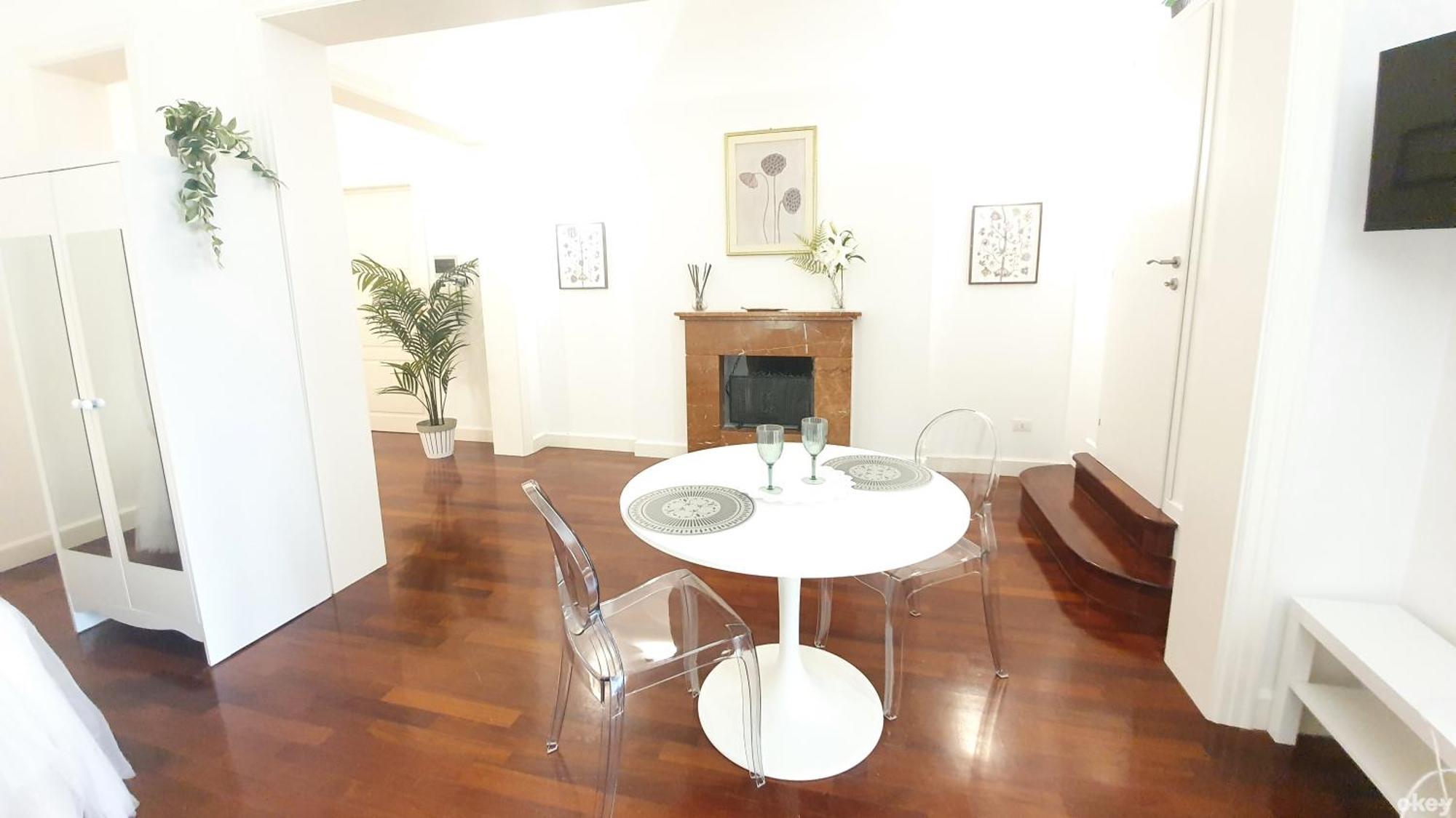 Dimora Alighieri - Bari Centro Apartment Luaran gambar