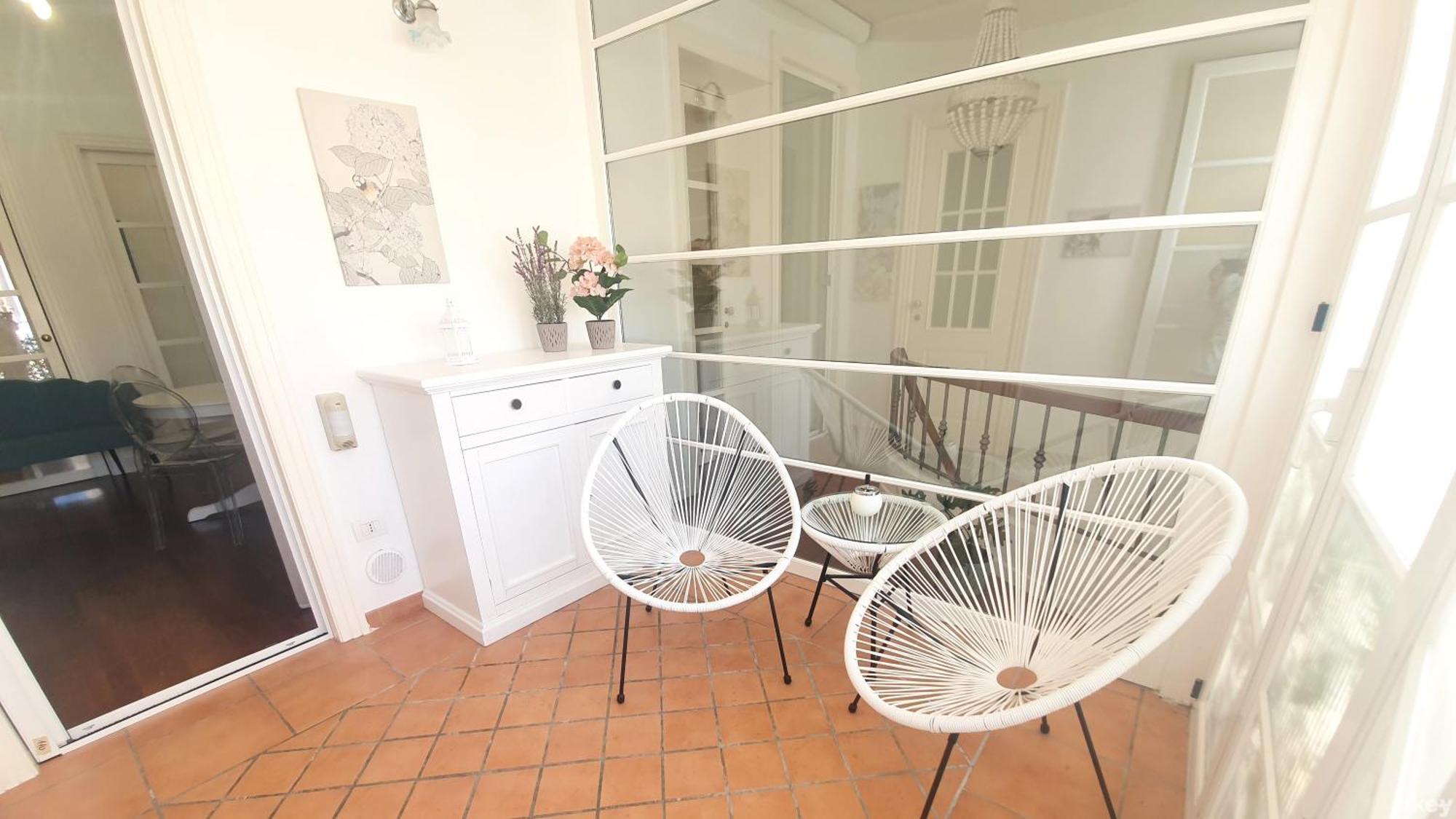 Dimora Alighieri - Bari Centro Apartment Luaran gambar
